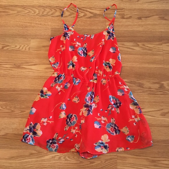 Forever 21 Romper - Picture 2 of 8